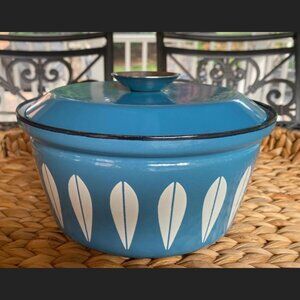 Vintage Cathrineholm Lotus Enamel Casserole: Blue Dutch Oven - 2.5 qt, 8.5" x 5"